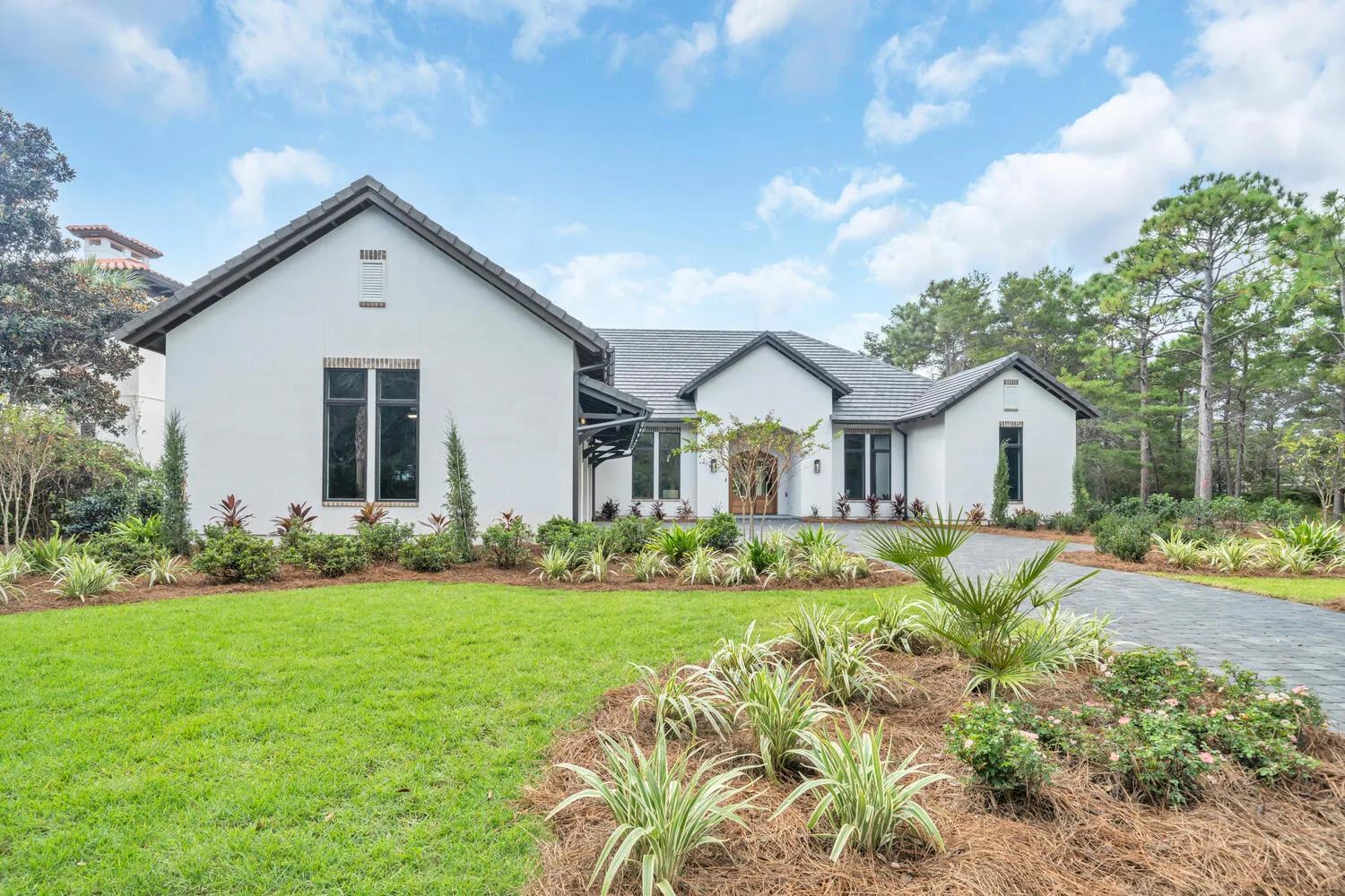 2939 Pine Valley Drive — photo 3