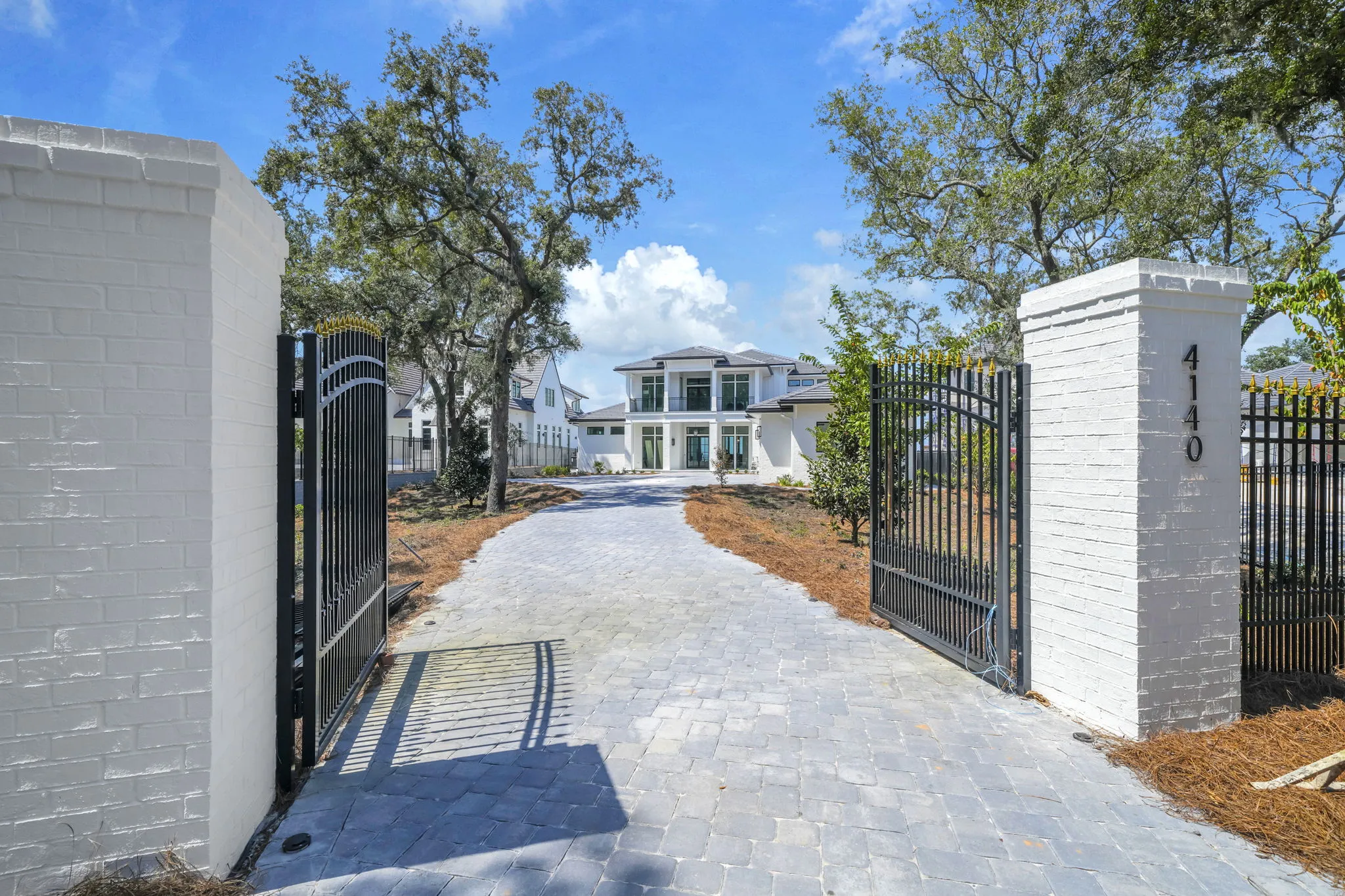 4140 Belcourt Drive — photo 4